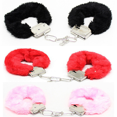 Manette sexy a buon mercato Manette di sesso Manette di metallo chiavi Manette di polso Prodotti di schiavitù BDSM