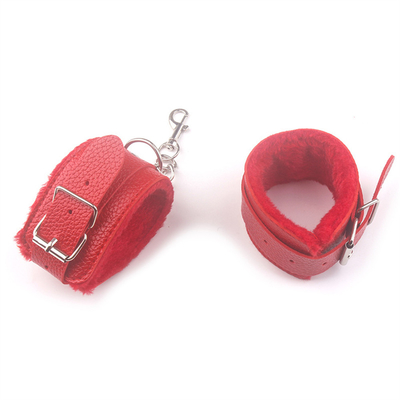 Manicotte pelose di pelliccia Manicotte da sesso in pelle Giocattoli erotici per adulti bdsm Dispositivi di contenimento Catene SM manette di schiavitù